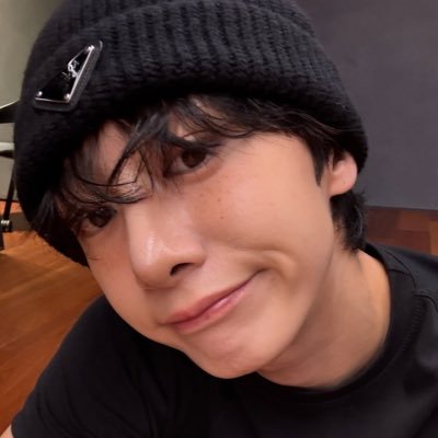 ‧₊˚✧ full time jaemwon enjoyer #형원🐸 #재민🐰✧˚₊‧ #FreePalestine 🇵🇸
