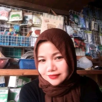 RaisahAbo's profile picture. Resel Abo