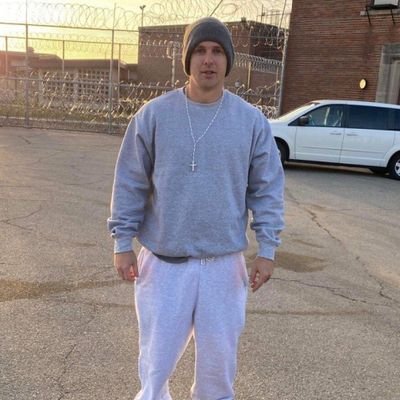 DerrckEvans4WV's profile picture. Former member of the WV House | Former Jan 6th Political Prisoner | Christian | Husband Father | Real Estate Investor| Farmer