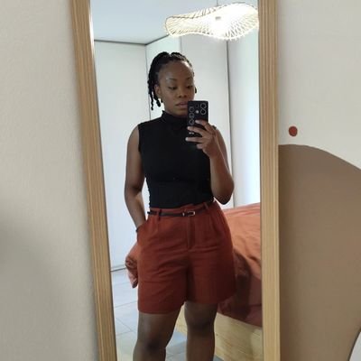 Tchupa_Tchu's profile picture. Appréciable à l'aveugle et à distance - Le temps on ne le rachète pas - Il y a tellement à faire -  Je veux crever d'amour - So far so good - +30Y