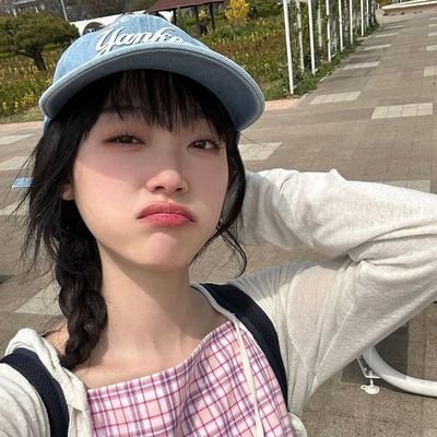 linno_michelly's profile picture. apaixonada por Romances 🩷