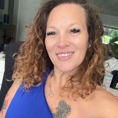 Looking for a real man and handsome who have all the right curves in the right places♥️🥰❤️🩹