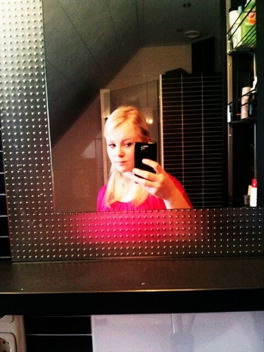 Mn account is gehackt dus volg ff @shenayx