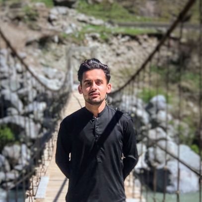 legendary__khan's profile picture. Undergrade Student 👨🏻‍🎓
Developer to 🐝 😎