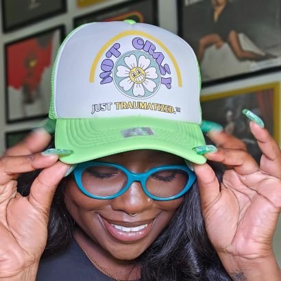 You don’t need to see my tweets to know I’m THAT girl 😉
Inspiring confidence + Style 💕
Be Inspired Apparel ● Dressing My Wage
Email: collab@longlegzk.org