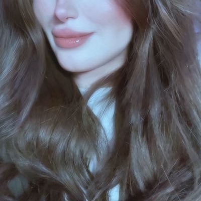 ليس كل ما يقال يستحق التفكير والرد، لذلك قم بالاعتياد على التجاهل👌🏼