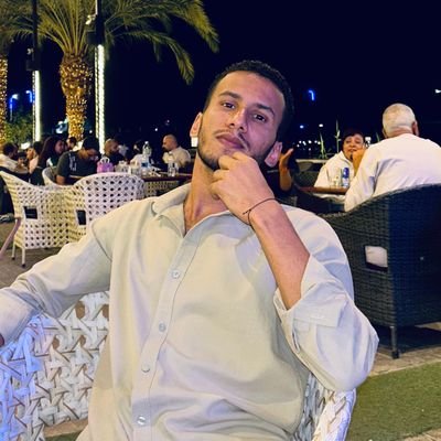 AhmedNabil925's profile picture. ادعو لاخويا اسامه زايد بالرحمه والمغفره .