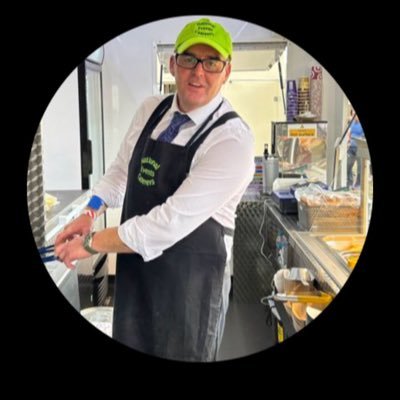 We provide our UK sourced produce to indoor and outdoor events from attractive catering units, managed by a friendly team