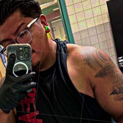 Anime 📺 , NintendoSwitch🎮, Workng Out 💪🏽, Sleeping 💤, Eating 🥞🍔🍕🍱