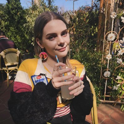 trying to give it the ol’ razzle dazzle | brisbane broncos battler | she/they | 🇵🇸