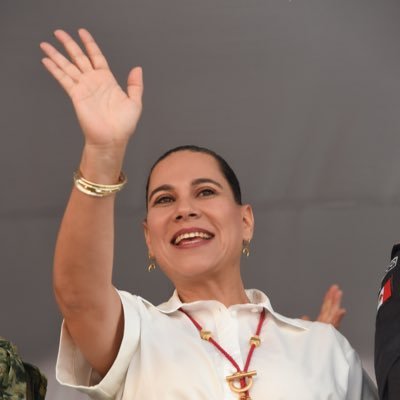 Mujer irapuatense, madre orgullosa y Presidenta Municipal de Irapuato. Amo mi ciudad 🍓