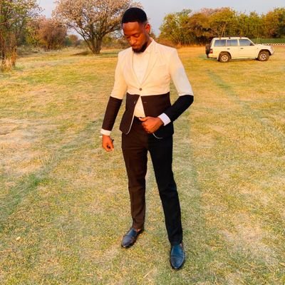 A soft person who loves music,Swimming and enjoys talking about politics.I love God and am the ambassador of Christ❤️👌