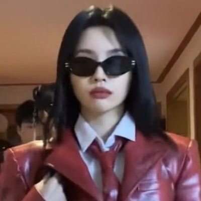 beebiiun's profile picture. sm’s biggest hater and financier