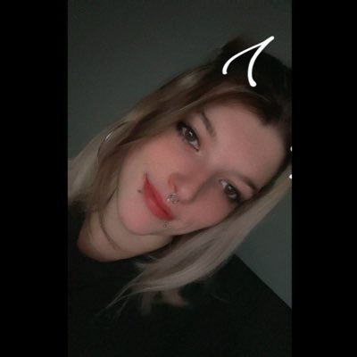 bethany_ahx's profile picture. 