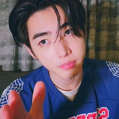 ️️️️️️️️ ⠀ ⠀⠀# 𝗐𝖾 𝖺𝗋𝖾 𝗼𝗻𝗲! ⠀҂ ⠀♥︎ ⠀🔭 ও @ enhypen ᶻ 𝘇 𐰁 ˳ ֹ 。️️️️️️️️ ⠀ ⠀⠀ ⠀