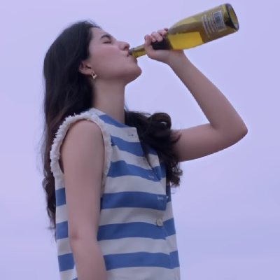 Sofrendo pelo Vascudo e pelo Broncos
Reclamando da vida.
Enaltecendo GL
Cadelando ShellyPundao
https://t.co/ckuJaHqjBU