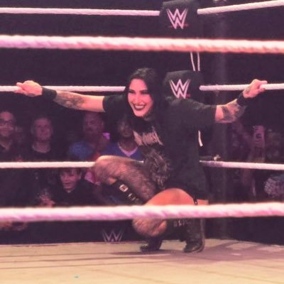 | WWE! ✨| 17 💋| trying to grow my account 🤍.| terror twin: ethan