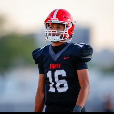 Brophy College Prep-Class of 28’-🏈QB-⚾️INF/OF/P