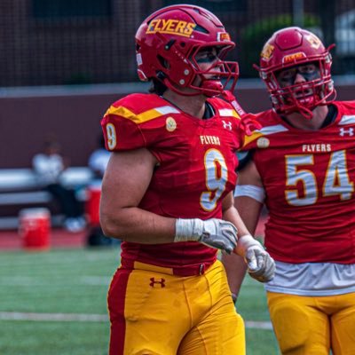 6’1 230 OLB/DE | 77” WS | All-State/League | co ‘26 | @Chaminade_FB Captain | 93 GPA All Honors/AP Classes | smithluca19@gmail.com | 917-900-6228 | God First✝️