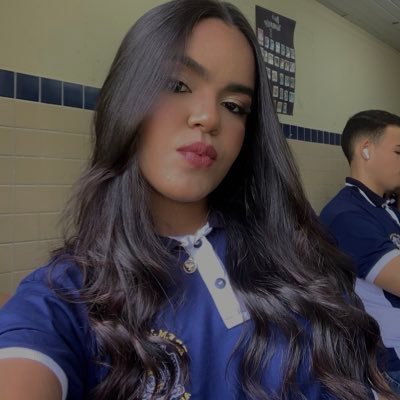 Mirell4f's profile picture. bonita, competente e deprimida.