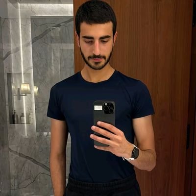 Egyptian obsessed with the Asian Gulfs
🇦🇪 🇪🇬 🇸🇦 📍
Muslim and patriotic citizen💖🌹
