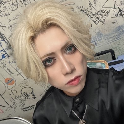 ポムポムプ◯ンになりそびれた漢 ポプラ消滅都市でギターを掻き鳴らしてる Metal/v系/neosoul/reggae/その他etc【サポート活動】NoiR ➡️➡️➡️➡️➡️@infinity_vocal 【NEXT LIVE】 2025.12.7.(日)金沢AZ チケット・チェキ予約等はDMまでお気軽にどうぞ✋