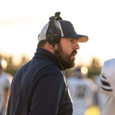 Father, Football Coach, Walled Lake Central High School Offensive Coordinator and QB Coach #AirRaid🏴☠️⚔️