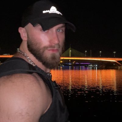 fredfederico885's profile picture. city boy