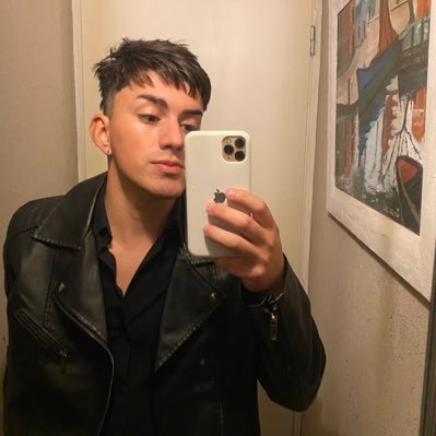 AlexisToledodjs's profile picture. 