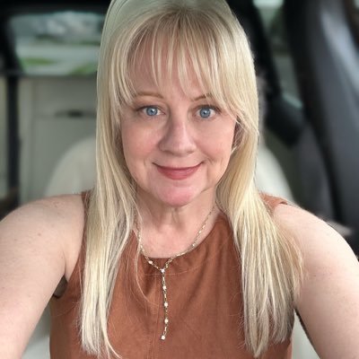 Social Media Marketing Consultant 📺 Past = Music, TV, Movies. #Timeless #DawsonsCreek #SpiderMan Sony Pictures, WBTV, WGN America #AlaskaGrown