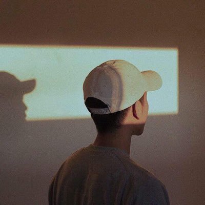 Alexx7881571's profile picture. 