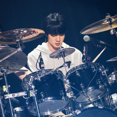 Focus on... Kim Seokjin, Seokjin and Jin only!
2nd account @AngelShaneKim2