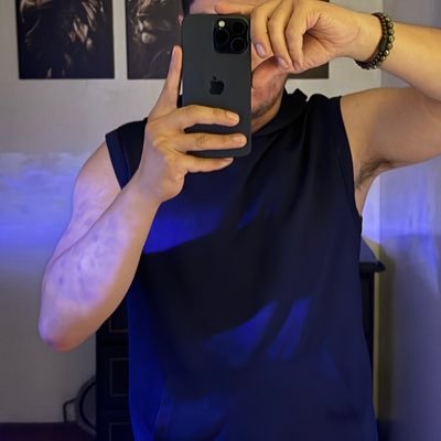 🇨🇴COLOMBIANO,cacorro de vergo grande, grueso, duro y lechero; me gusta amanzar y preñar perr4s tragonas soy muy caliente🥵🔥me gusta a pelo hasta preñar😈