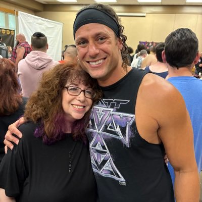 2 🐶 & 2 🐱 ❤️’s music, ALL WRESTLING, NYY, True Crime, Disney, Walking Dead, Star Wars, Jewish, Married to @majin_shredder, adores Matt Taven 💜