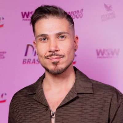 É sobre isso... Katycat & VittarLover e fã de tudo que não ataque elas 🤭😳
https://t.co/tShoLYobTd