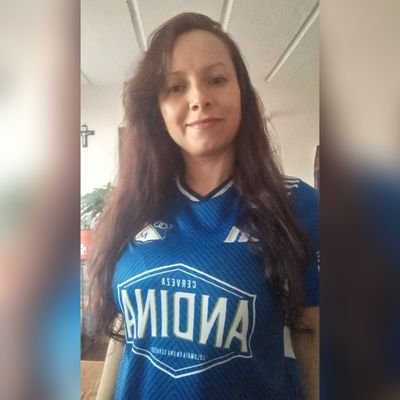 YMary06's profile picture. La mayoria de las sombras de la vida son causadas porque no descubrimos nuestra propia luz.

-Monoteista