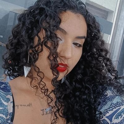@NaiuryValle 💍💚/ Solo muere quién es olvidado, y yo creo que a mí me van a recordar 🦂