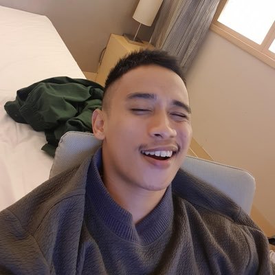 26. swiftie. frm: baguio / ☕️🧋🏔️🎵🎧📷🍣🌴/ BACK WHEN WE STILL CHANGING FOR THE BETTER / HI 👋