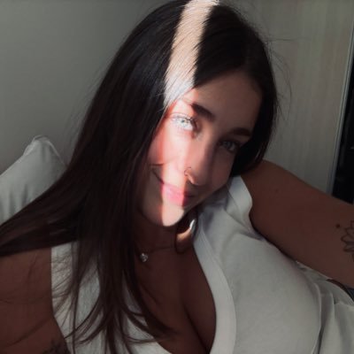 Martu_333's profile picture. 