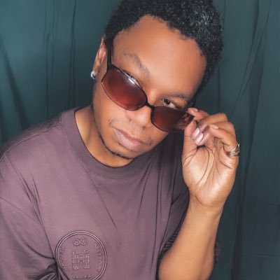 🔞 | lo-fi lover | Radio DJ @PulseRadio961 | music producer | Witch 🔮 | Creator of HollowHop | Lead Singer of 4Corners