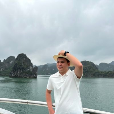 dustin9327's profile picture. 