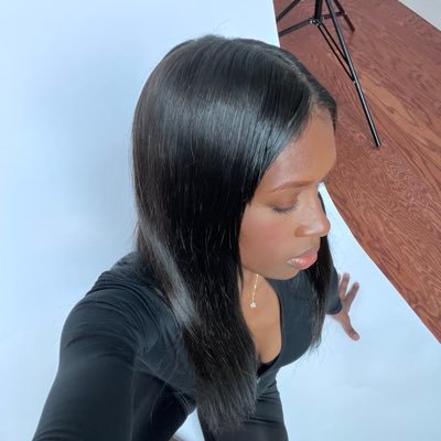 just me | do all of the things. singer. cosmetology student. mother.