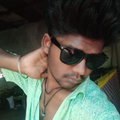 ரசிகர் வெறி என்ன செய்யும்? தற்கூறி தனத்தின் உச்சத்தை அடைய செய்யும்... 🧊¡🔥
🅸︎🫠 🆂︎🅿︎🅴︎🅰︎🅺︎ 🎙️🅲︎🅸︎🅽︎🅴︎🅼︎🅰︎🎥