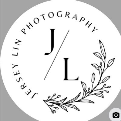 Wife, Mom, Photographer!! I'm telling story with my camera