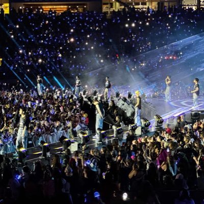 k3mch3's profile picture. ✨Starlight Fairy✨ | Stray⁸ stowaway on the pirate king’s ship⁸😉 | Magic Shop⁷ keeper of stolen dreams 💟 | Fantasy ↔ Hustle | 🌌💸