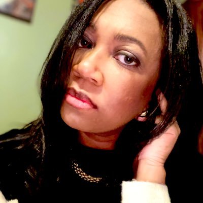 AlyGetReal's profile picture. ✨👽✨|🏳‍🌈 Auntie | Bindi 🐈