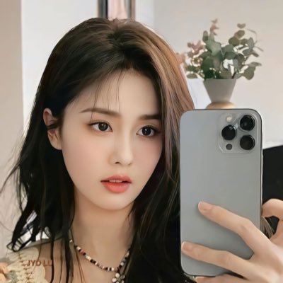 04melHdBmy's profile picture. 