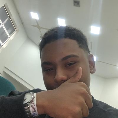 Santiago_Zwk's profile picture. 𝐀𝐥 𝐟𝐢𝐧𝐚𝐥 𝐬𝐨𝐥𝐨 𝐛𝐮𝐬𝐜𝐚𝐦𝐨𝐬 𝐩𝐚𝐳 𝐞𝐧 𝐧𝐮𝐞𝐬𝐭𝐫𝐨𝐬 𝐜𝐨𝐫𝐚𝐳𝐨𝐧𝐞𝐬, 𝐦𝐞𝐧𝐨𝐬 𝐩𝐚𝐥𝐚𝐛𝐫𝐚𝐬 𝐲 𝐦𝐮𝐜𝐡𝐨 𝐦á𝐬 𝐚𝐜𝐜𝐢𝐨𝐧𝐞𝐬🍃