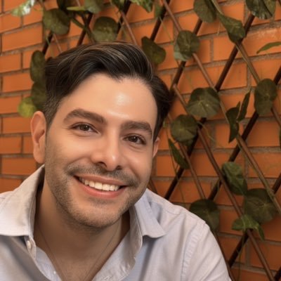 phernandezpolo's profile picture. Emprendedor, Co fundador de Reig & Schmulson PR y Wananah Clothing. Amante de la Moda, Música, Cine, Astronomía, weather man y manga lover!🇪🇸🇮🇱