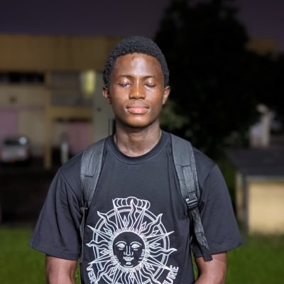 Rayane_fryde's profile picture. Fullstack web and mobile developer || Développeur Fullstack web et mobile. also a Real Madrid🤍 fan😋